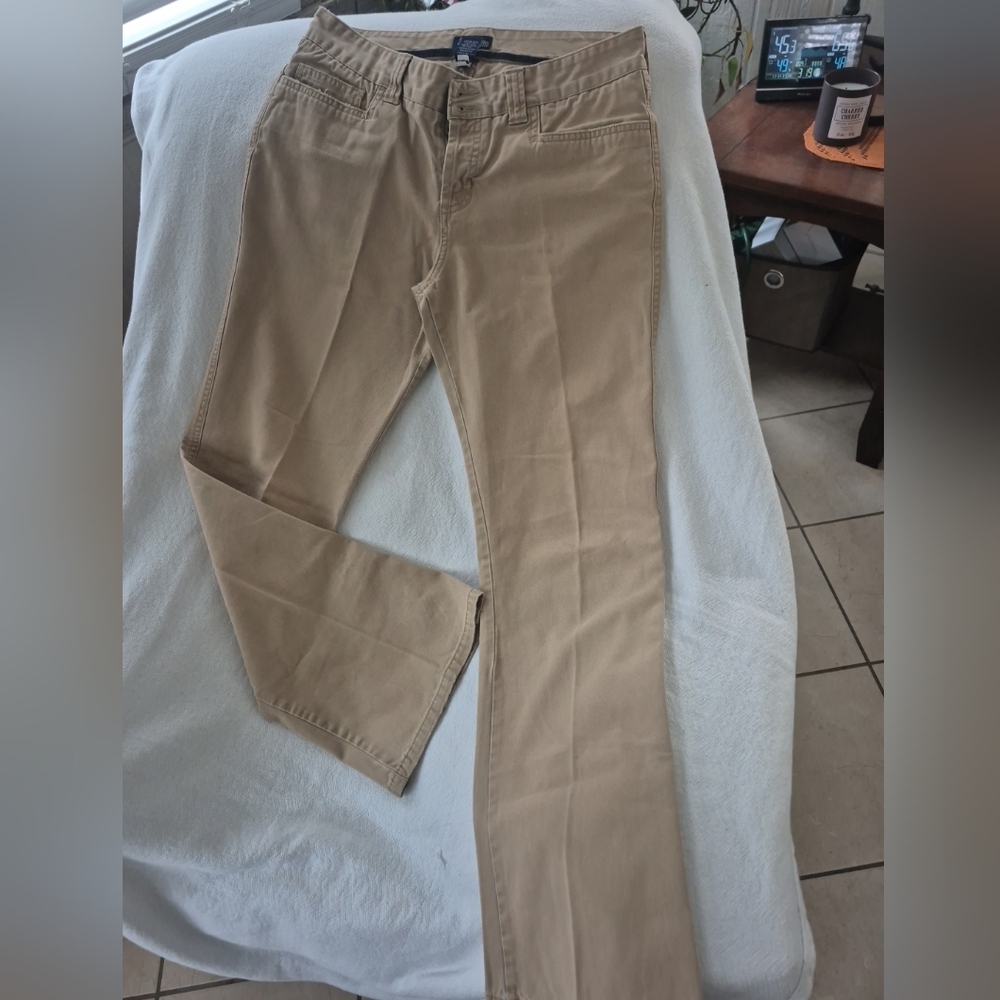 Abercrombie & Fitch LadiesTeenss, Khaki Chinos,sz.6 28x29